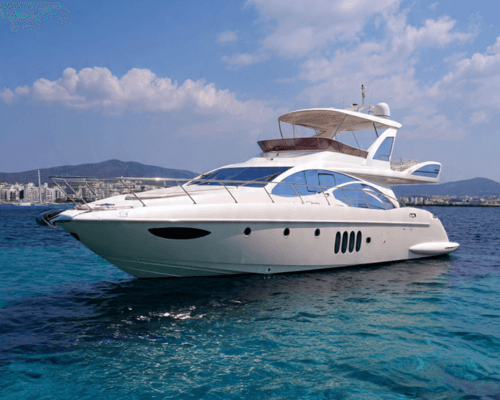 Wide exterior view of the Azimut 62 Fly Yacht Wide exterior view of the Azimut 62 Fly Yacht